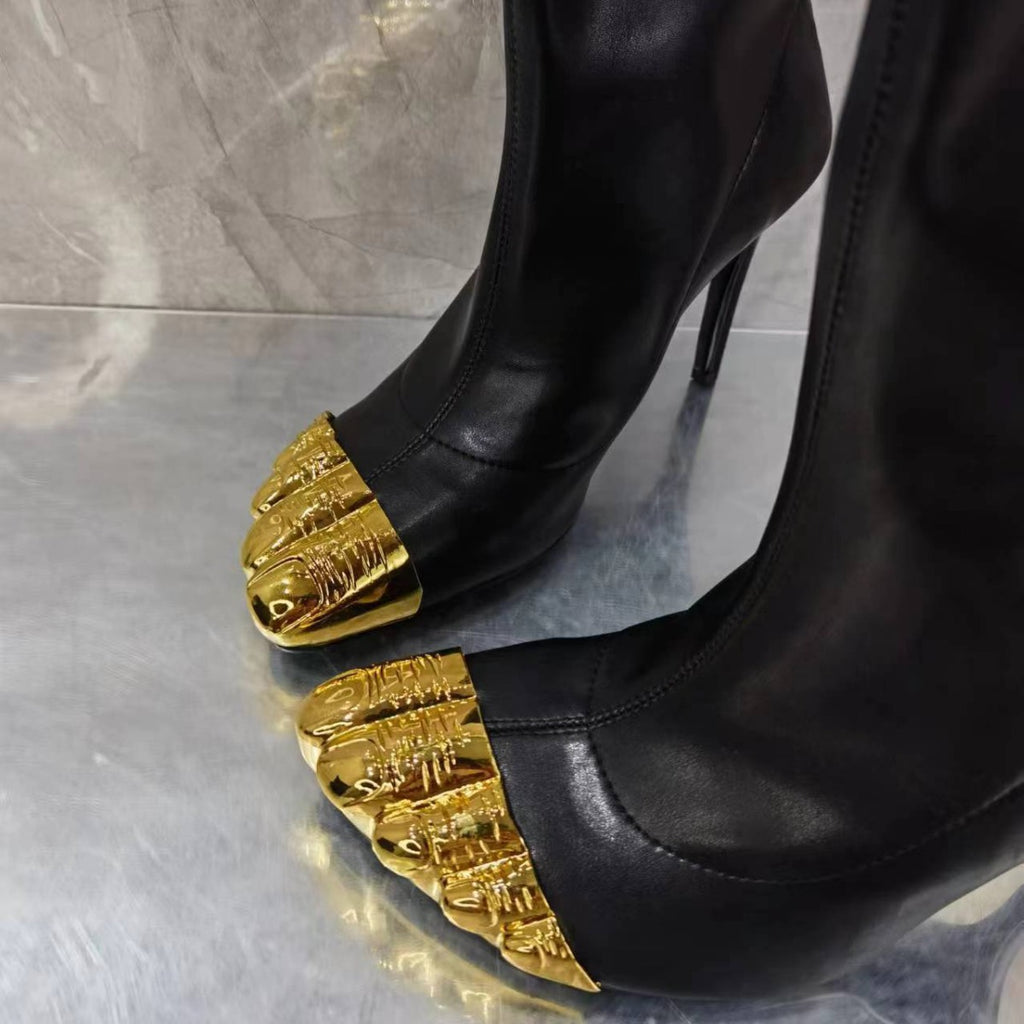 Fashionable Golden Thumb Toe Cap High Heel Slipper
